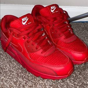 Red airmax